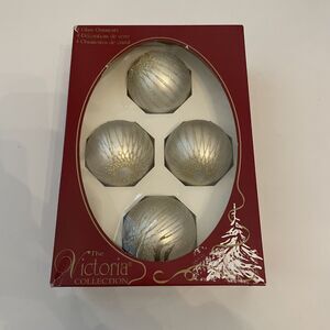 Vintage Rauch 4 Glass Ball Christmas Ornaments Gold Victoria Collection Glittery